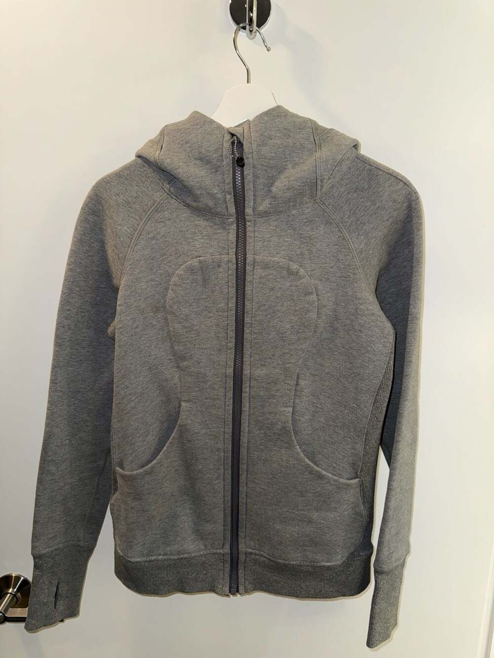 Lululemon Scuba Hoodie Size 4 Grey Full Zip
